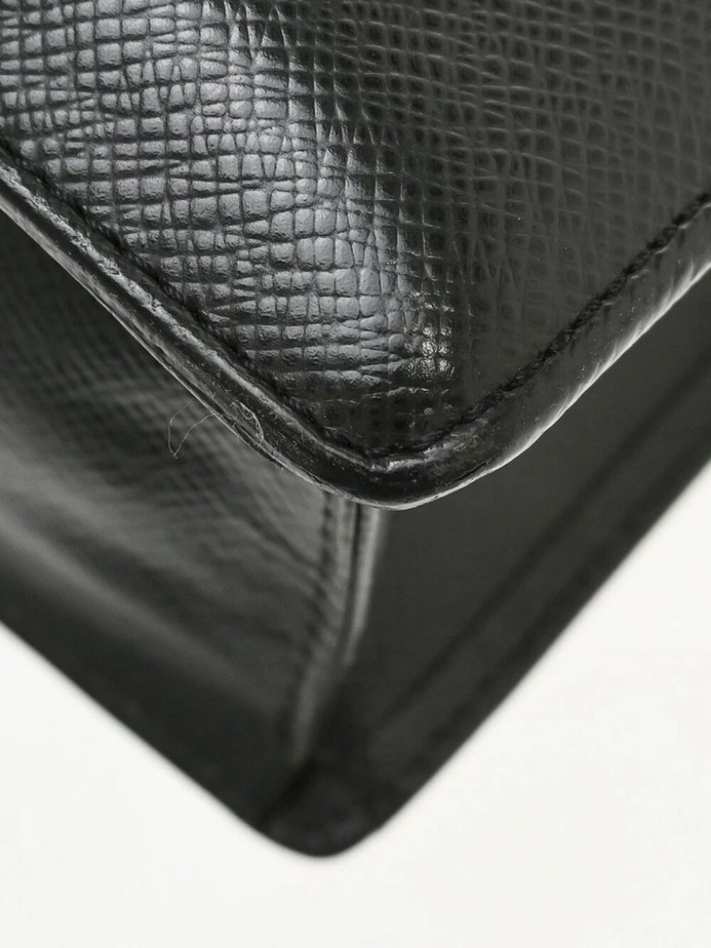 Louis Vuitton Taiga Angara Ardoise Black - Picture 9 of 14